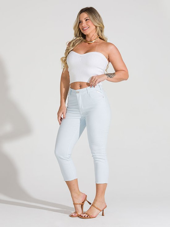 Calça Feminina Jeans Capri Tri-blend Lycra Modeladora