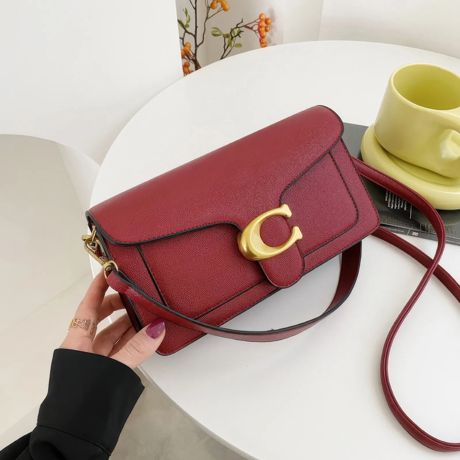 Bolsa Tabby Shoulder 26 Coach – Vinho
