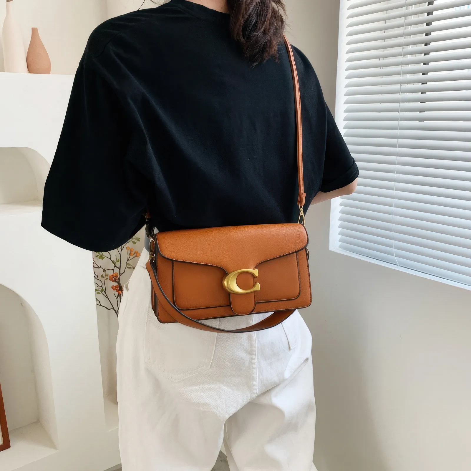 Bolsa Tabby Shoulder 26 Coach – Telha