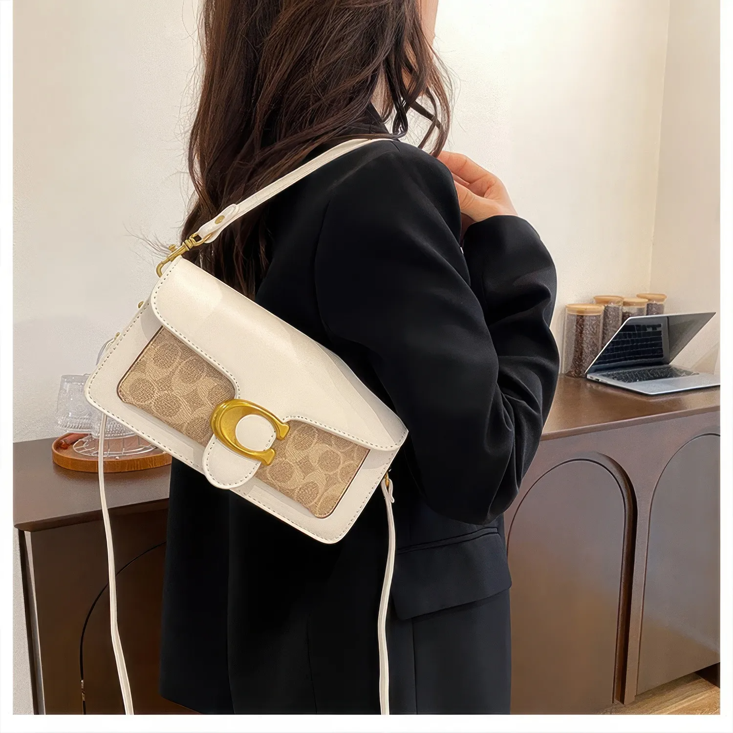 Bolsa Tabby Shoulder 26 Coach – Branco Monograma