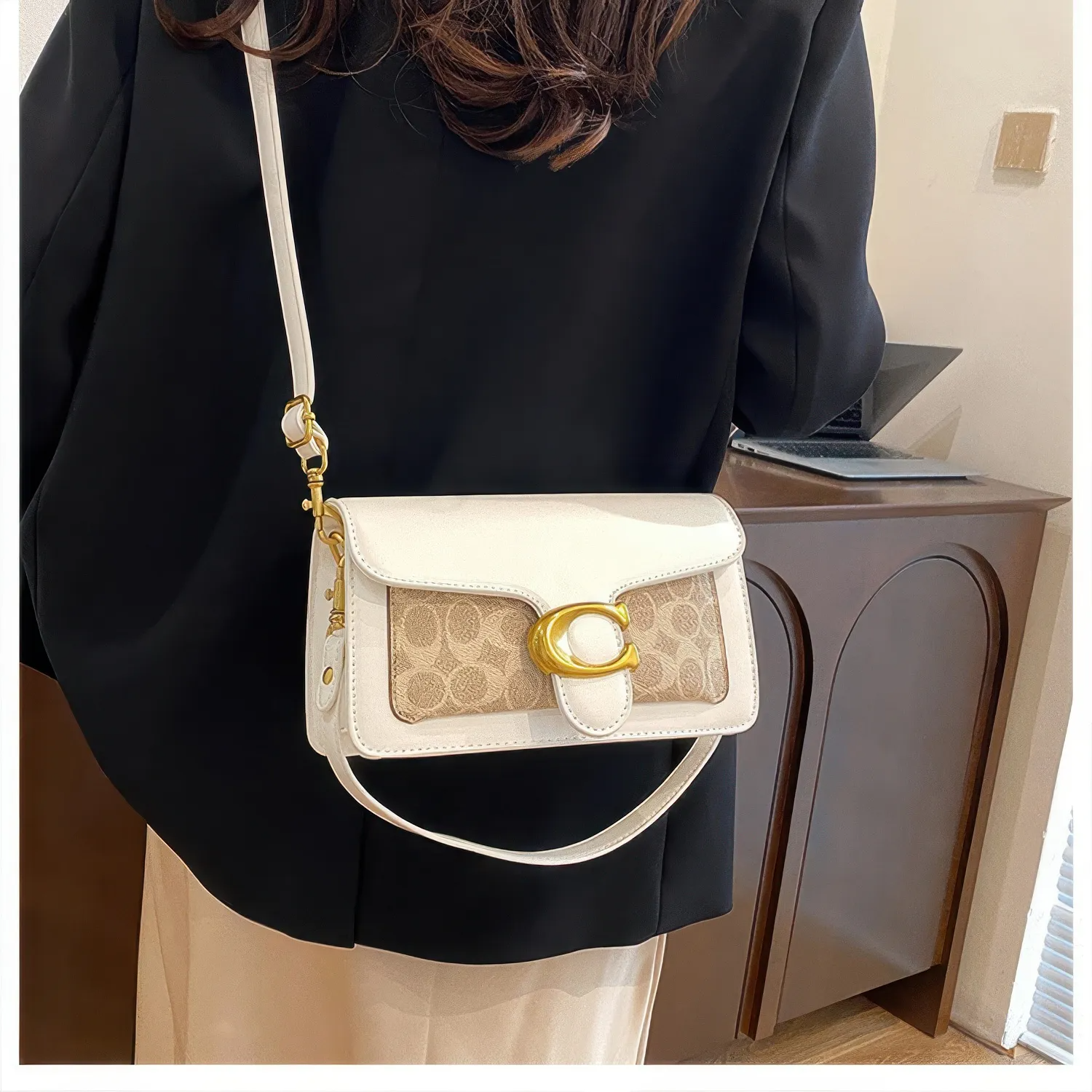 Bolsa Tabby Shoulder 26 Coach – Branco Monograma
