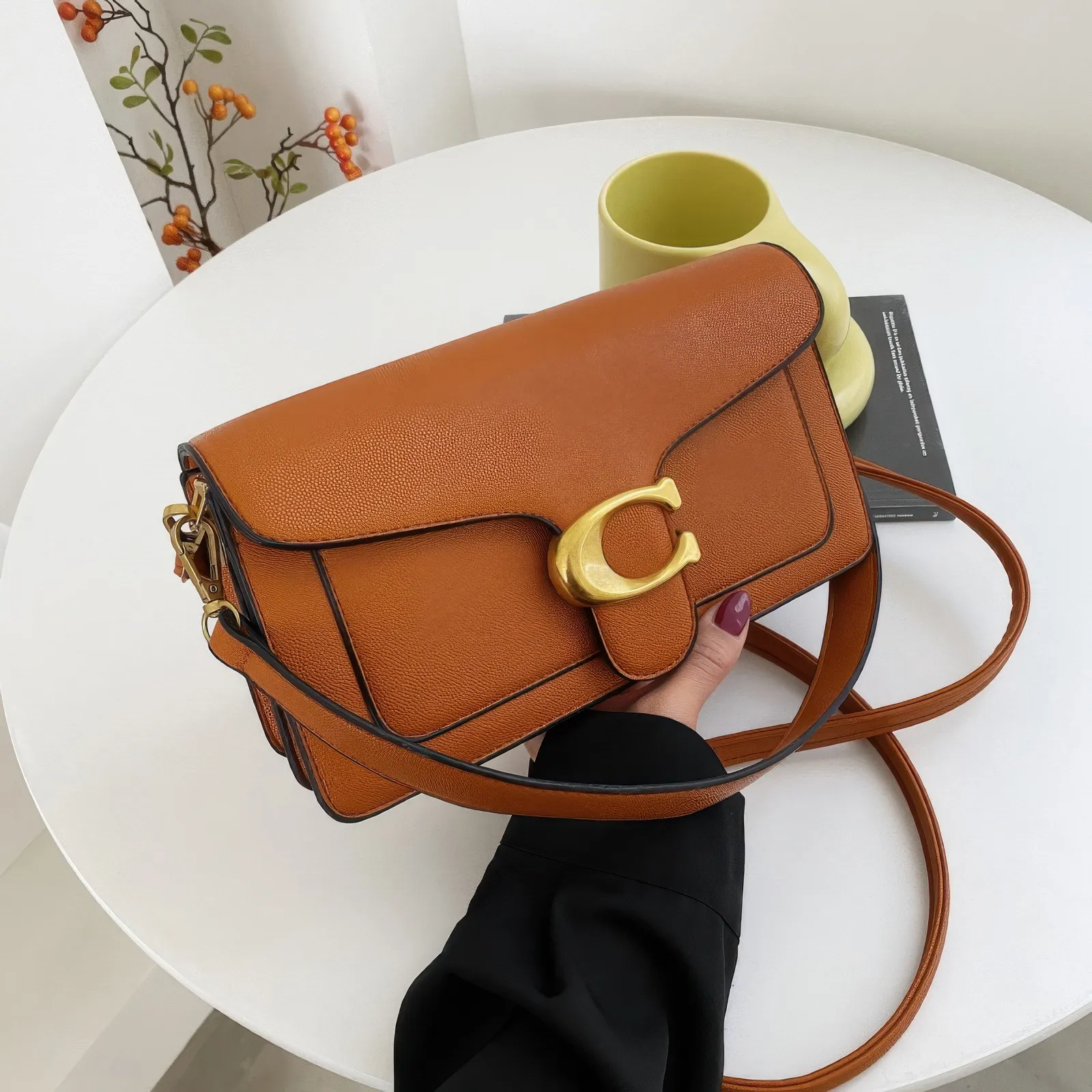 Bolsa Tabby Shoulder 26 Coach – Telha