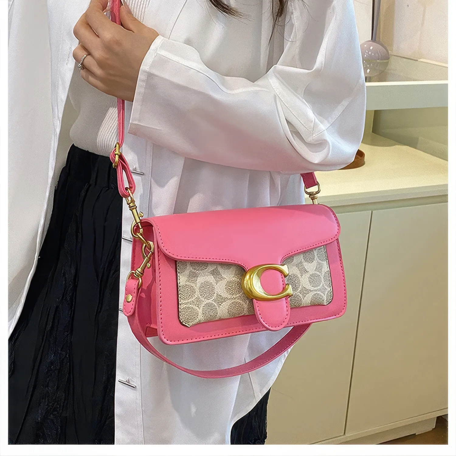 Bolsa Tabby Shoulder 26 Coach – Rosa Monograma