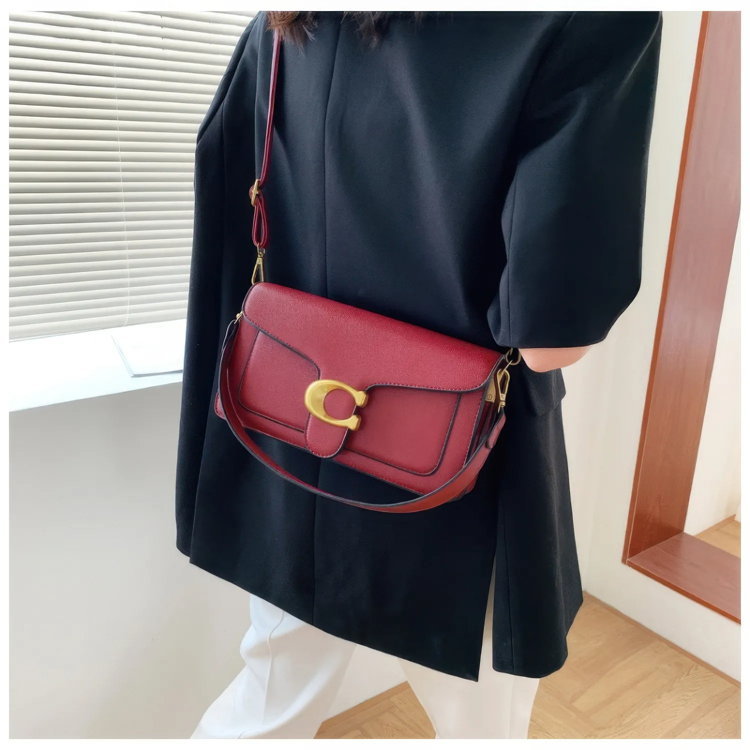 Bolsa Tabby Shoulder 26 Coach – Vinho