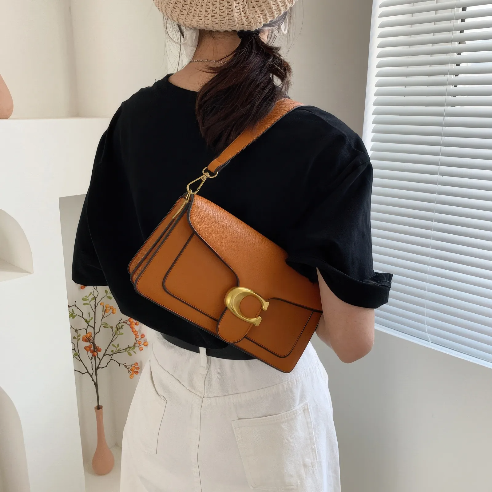 Bolsa Tabby Shoulder 26 Coach – Telha