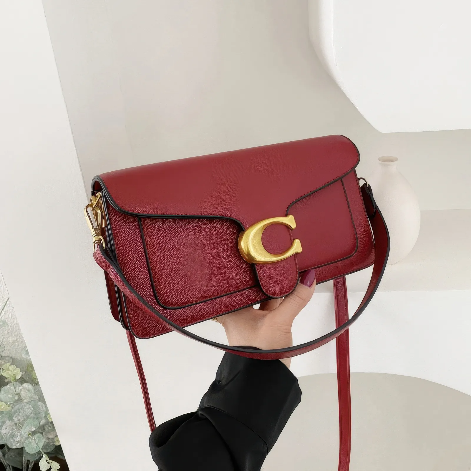 Bolsa Tabby Shoulder 26 Coach – Vinho