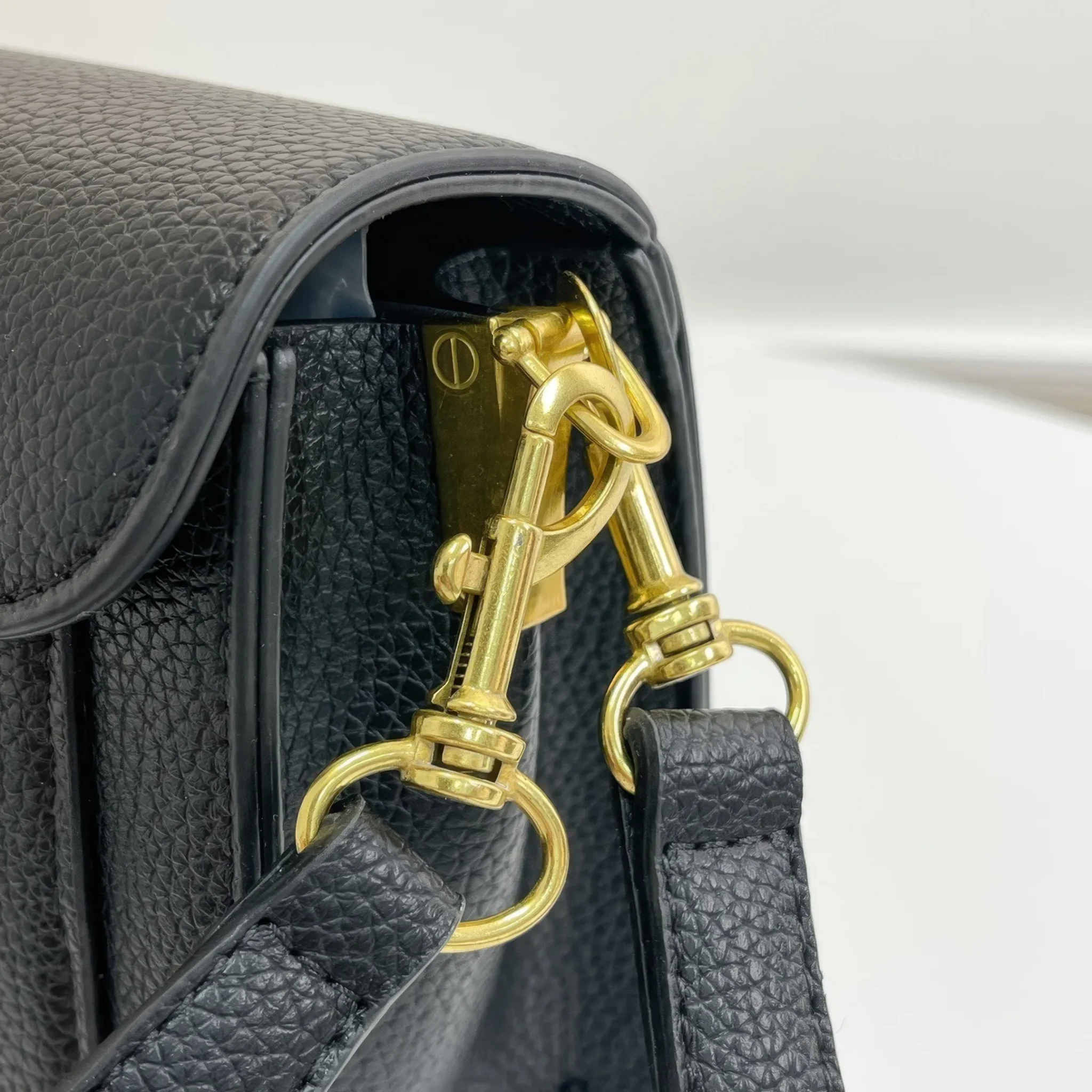 Bolsa Tabby Shoulder 26 Coach – Preto