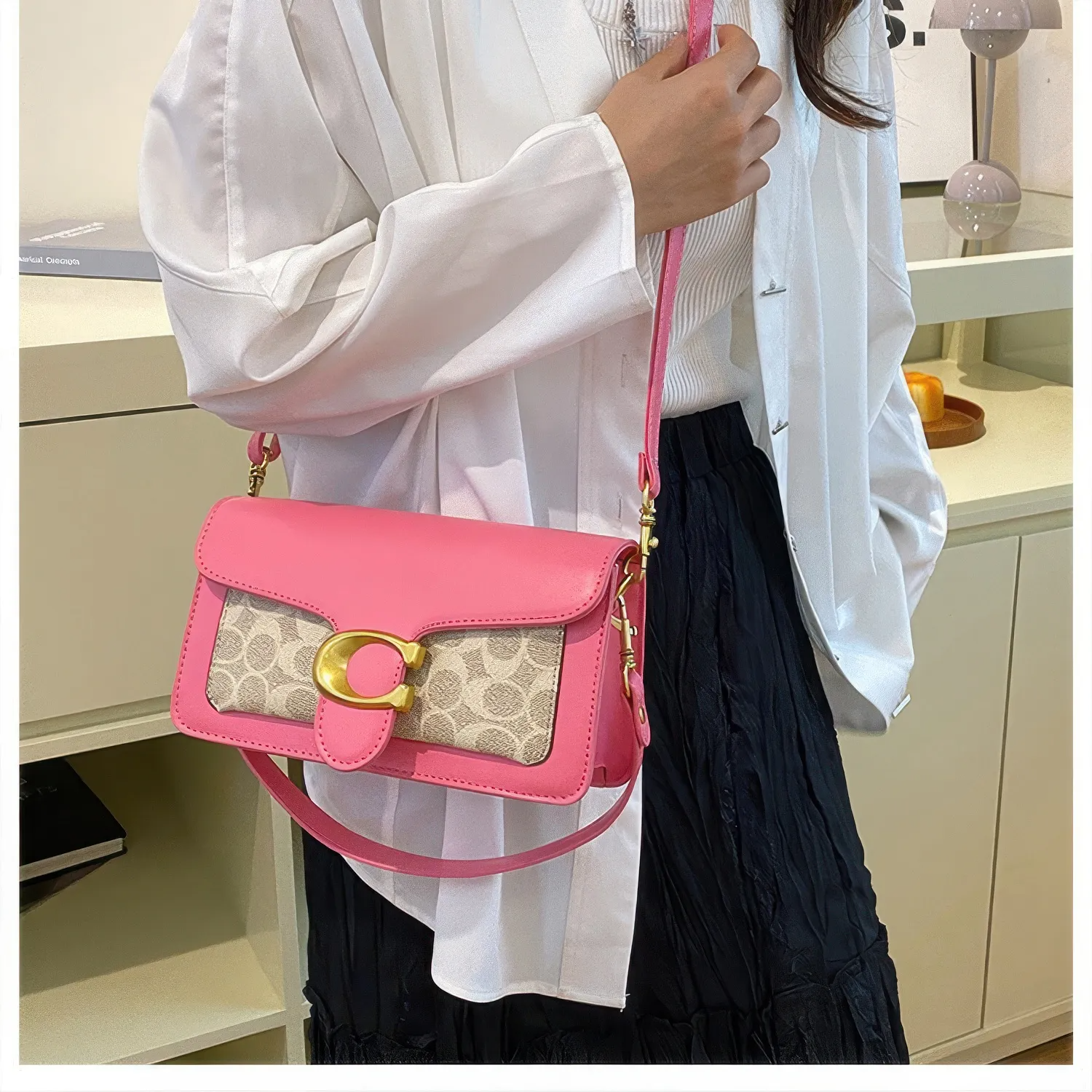 Bolsa Tabby Shoulder 26 Coach – Rosa Monograma