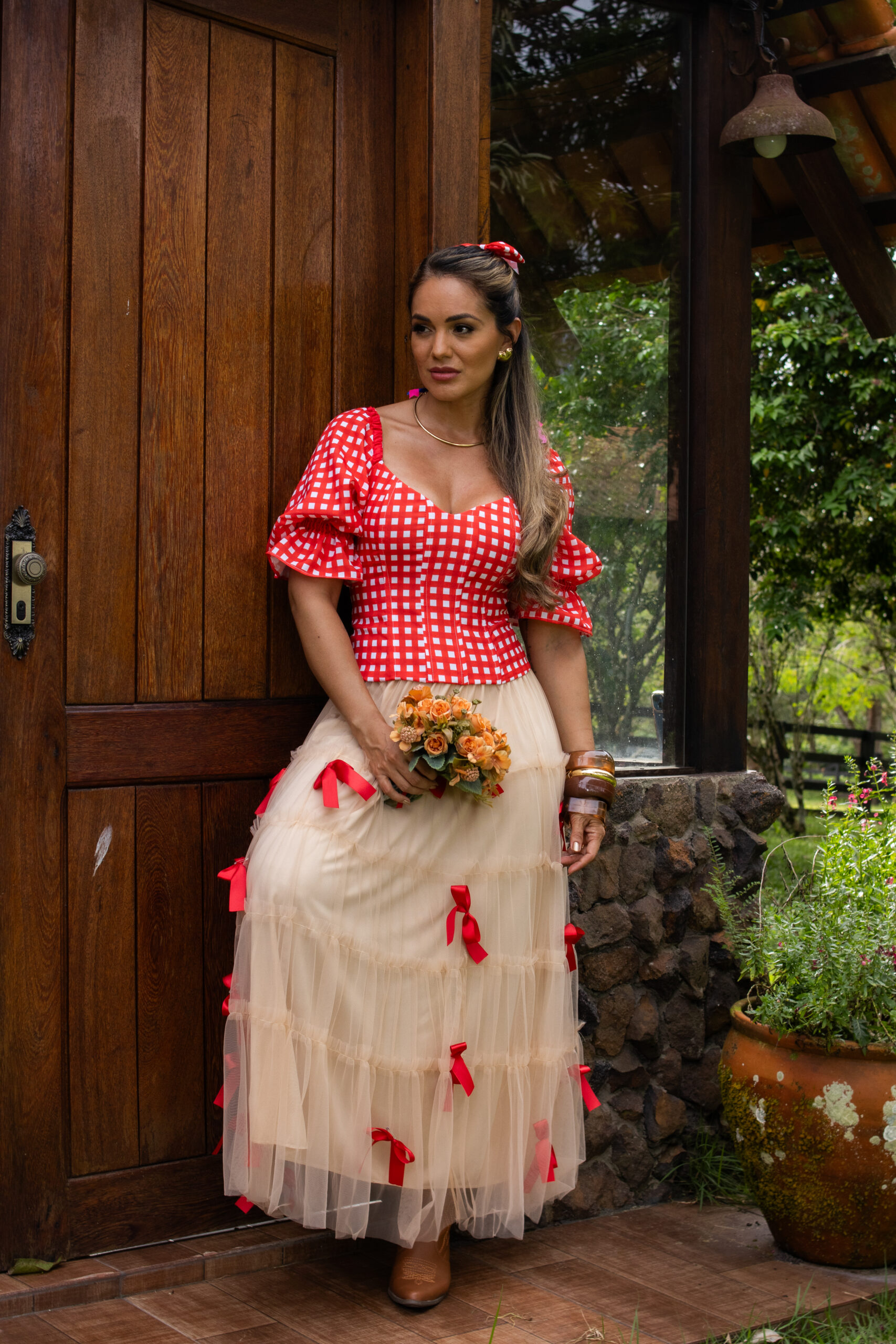 Blusa junina corset manga bufante xadrez cadarço trazeiro